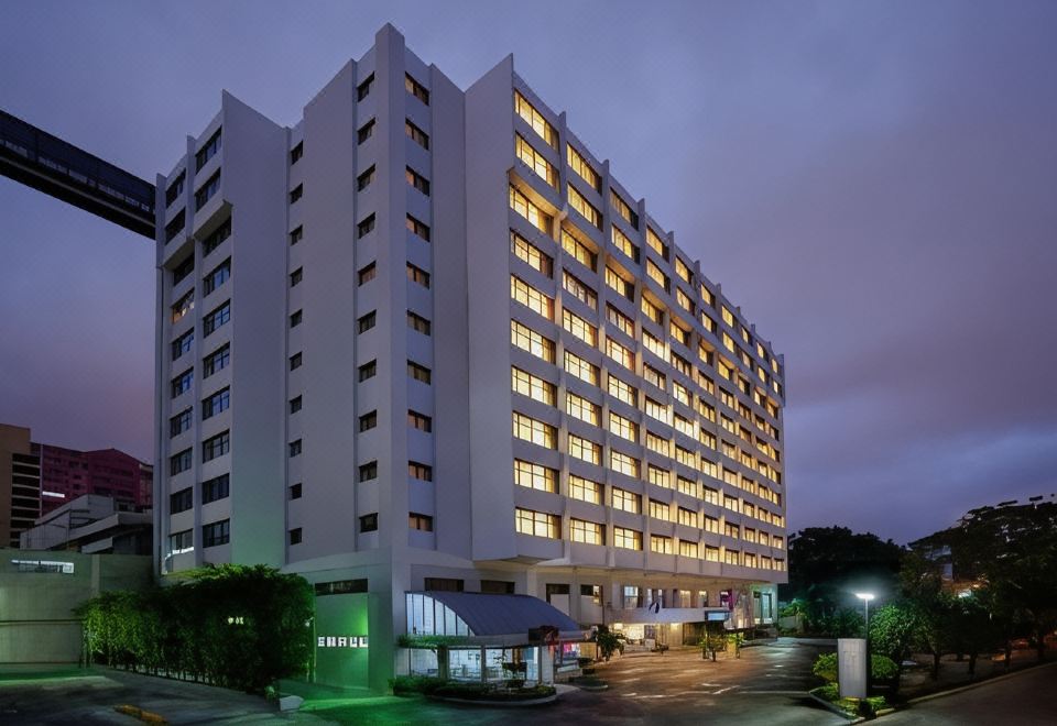 hotel overview picture