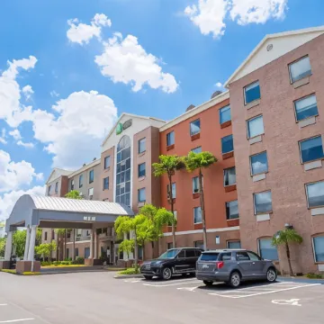 Holiday Inn Express & Suites ORANGE CITY - DELTONA by IHG