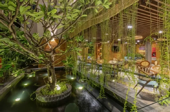 Boutik Cham NhaTrang Hotel Отели рядом с достопримечательностью «Музей океанографии»