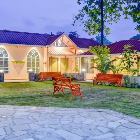 Treebo Premium Blue Mountain Country Club And Resort