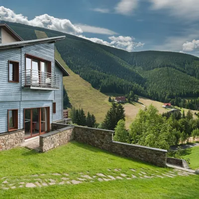 Hotel Adam Hotels in Mala Upa