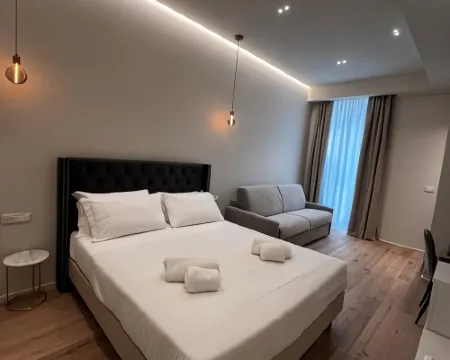 อดาเลเซีย โฮเทลแอนท์คอฟฟี่ โรงแรมในทูริน