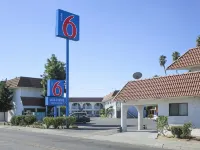 Motel 6 Fresno, CA Hotels in Fresno County
