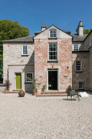 StayLagom Отели рядом с достопримечательностью «Подвесной веревочный мост»