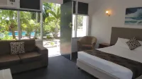 Tower Court Motel - Adults Only Haven Hotels in Torquay