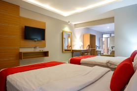 RedDoorz Plus @ Hotel Srikandi Kendari