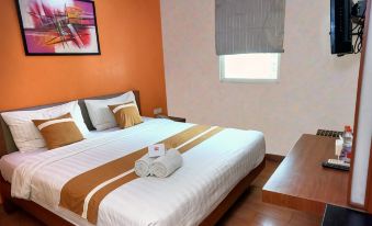 World Hotel Jakarta - Bandengan