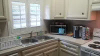JOYFUL QUARTERS - BEAUTIFUL SPACIOUS 1 BEDRM APARTMENT