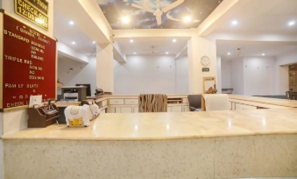 Hotel Ganga Azure