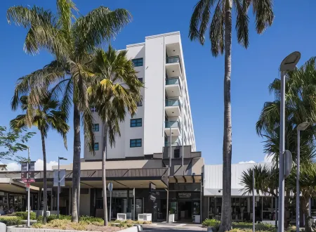 Rydges Mackay Suites, an EVT hotel Отели рядом с достопримечательностью «Mackay Entertainment & Convention Centre (MECC)»