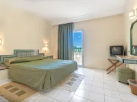 فينيس بيتش Hotels near Plage Yéti