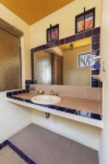 เมซอนรีอัลโรงแรมและสวีทส์