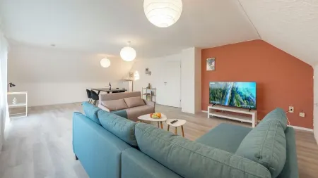 Gardendesign 8 Pers Zwischen Heidelberg und Weinheim Отели рядом с достопримечательностью «FKK Strand Kollersee»