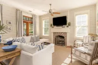 Updated Wilson Village 4 Bedroom Cottage  Amenity access available