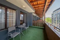 Avenue Hotel - parking