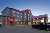 Days Inn & Suites by Wyndham Edmonton Airport