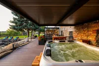 Galerie Mlyn Zeraviny - Pools