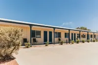 Outback Motel Mt Isa - Pools