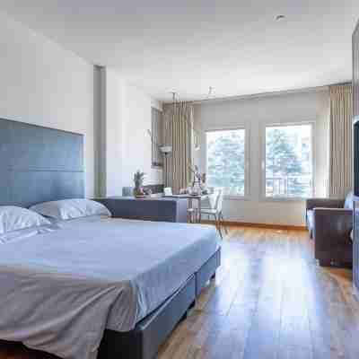Wall Art Hotel & Residence Rooms
