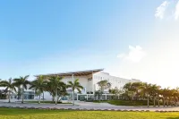 Fairfield Inn & Suites Cancun Airport Hotels near Xoximilco Cancún