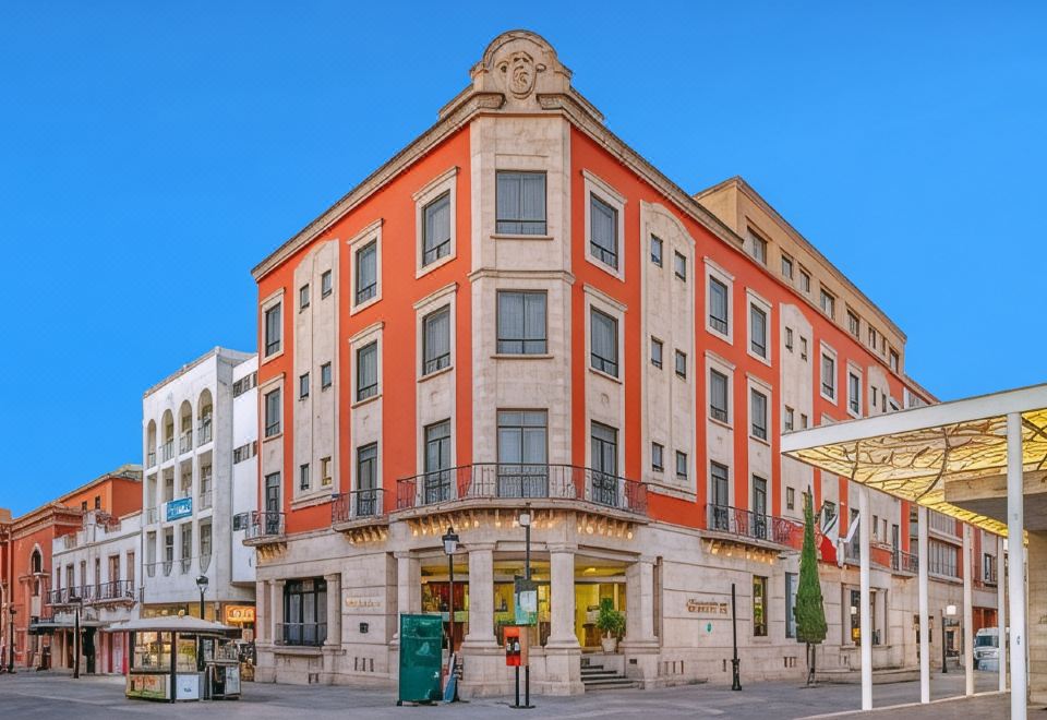 hotel overview picture