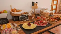 Nuramar Resort & Villas Hotel a Cala en Bosch