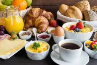 Ramada Hotel & Suites by Wyndham Ajman - petit déjeuner