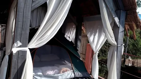 Terre Terrace Glamping - Doichang Отели в г. Mae Suai