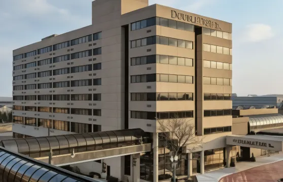 坎頓市中心希爾頓逸林酒店