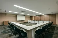 Denali Hotel Hotels in Anapolis