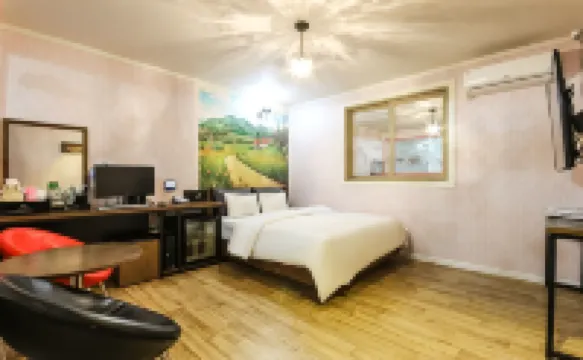 Busan Hwanggeum Drive-in Motel