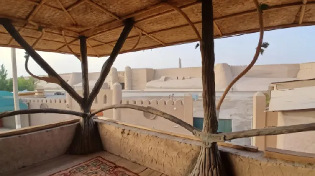 Deshon Qala Guest House