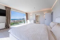 Villa Four Seasons Ljubač Seaside Hotel a 