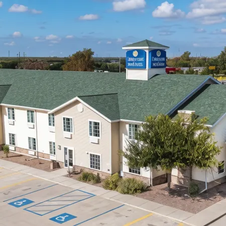 Cobblestone Inn & Suites - Big Lake