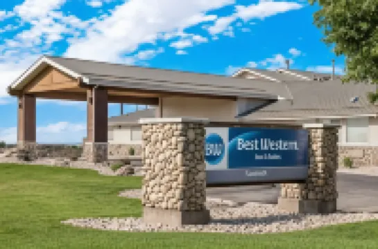 Best Western Sawtooth Inn  Suites Hotels in 
