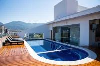 Vallarta Live Hotel - Pools