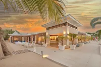 Bahia Principe Explore El Portillo - All Inclusive - Beach