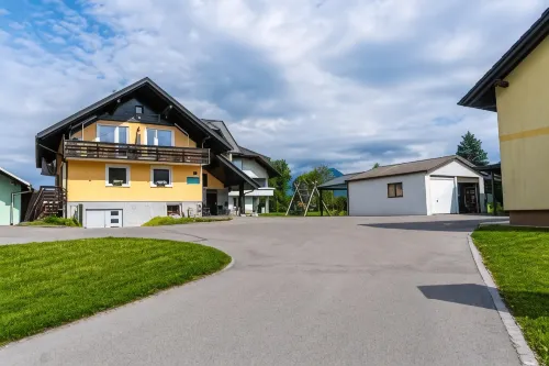 Rooms & Apartments Jana