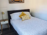 Cozy 2 bedroom suite Hotels in Sidney