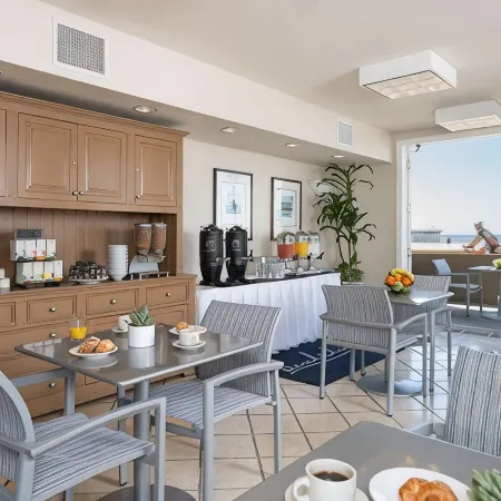 Beach House Hotel at Hermosa Beach