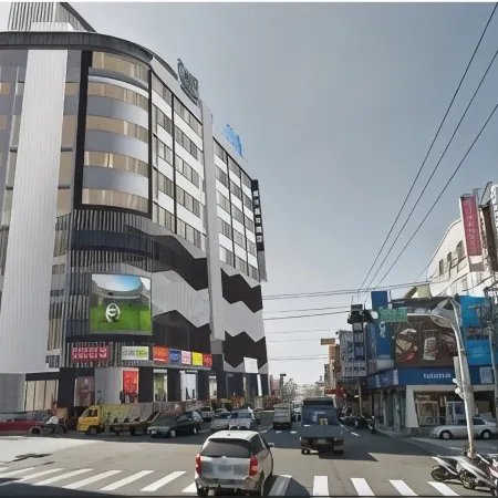Hotel Reve Отели рядом с достопримечательностью «Железнодорожная станция Shalu»