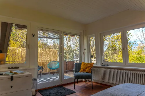 Quiet 2 room garden loft with terrace