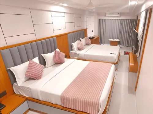 Hotel Shivaalay - Jacuzzi