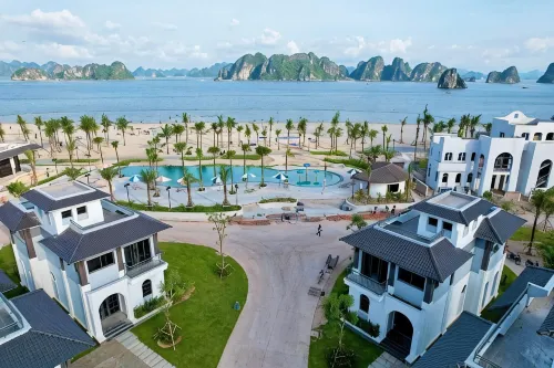 VANDON VILLA BY HARRISON