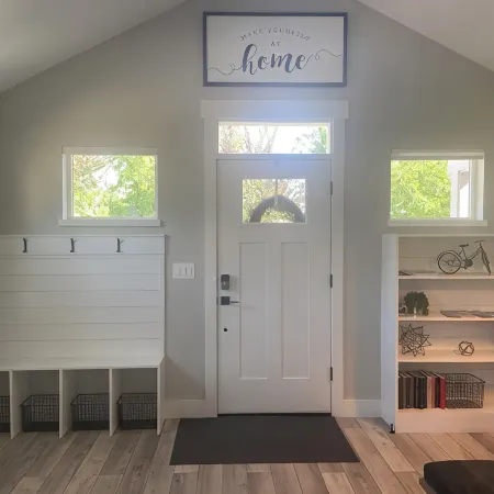 Modern, pet-friendly stay centrally located, minutes to everything in Bend!