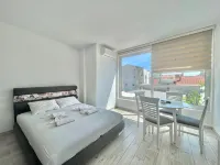 Bucanero Apartments - 3-Star