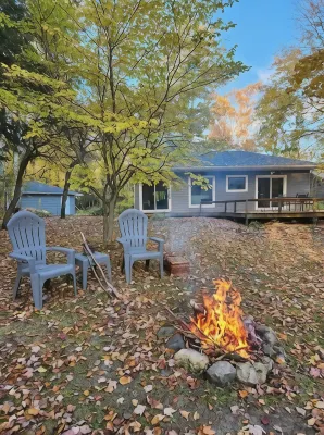 Hidden Hemlock Retreat Sauna, Spa Tub, Fireplace, 500M Wi-fi, L2+ EV Charger