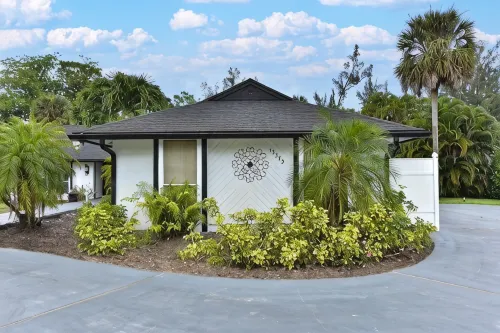 Cozy home with private entrance!