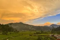 RedDoorz Sinar Mentari Inn Ciwidey Bandung