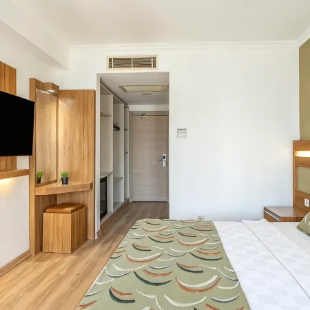 La Brisa Hotel